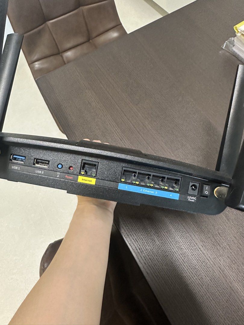 Linksys EA8100 Router448407891818598403