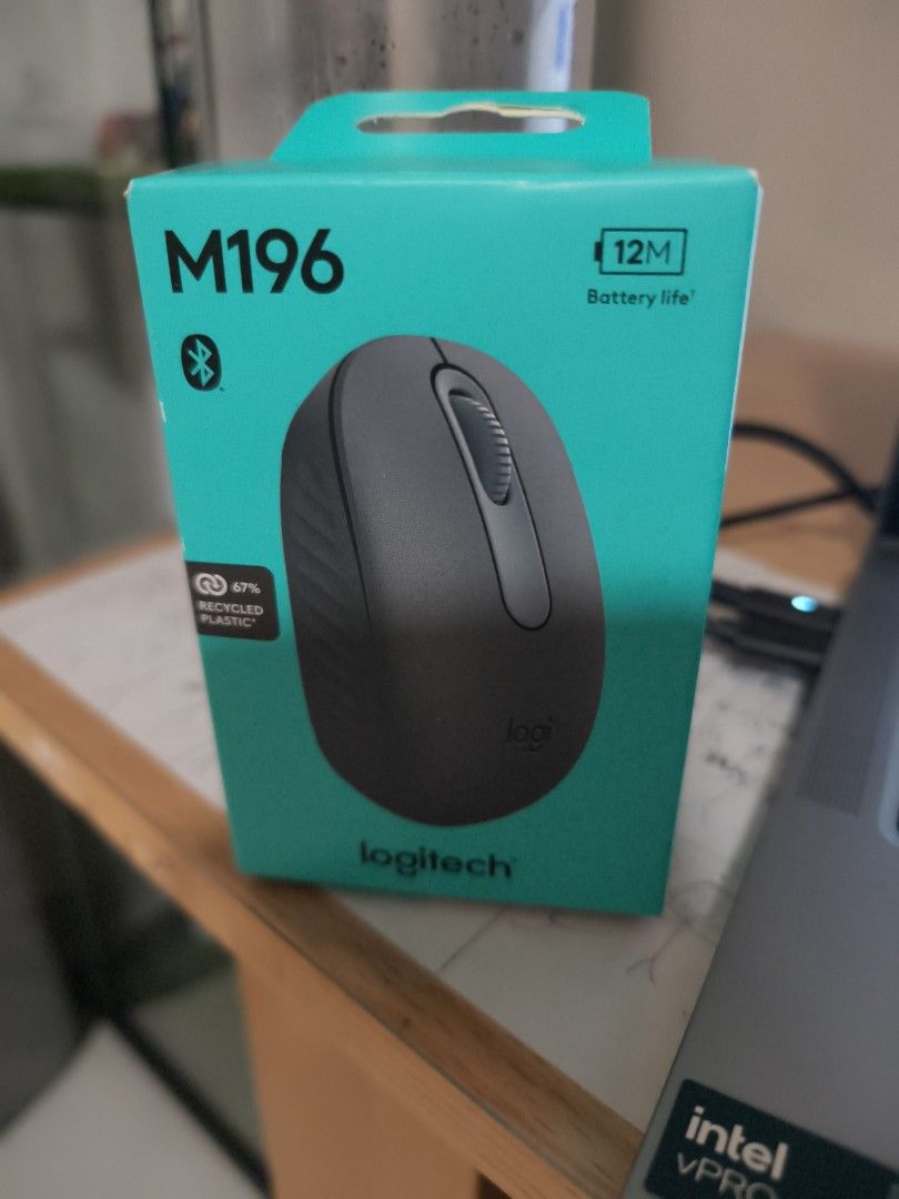 Logitech M196 Wireless Mouse - Brand New448634831661312000