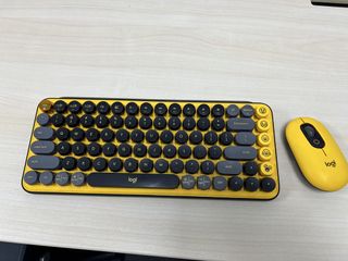 Logitech POP Keys Wireless Keyboard and Mouse455615506809497600