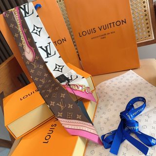 （分類：）位於 。 由 hkluxehk 提交（商品編號 1436739082，圖片 1）。簡介： 。