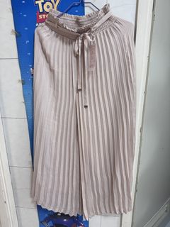 （分類：）位於 。 由 sara1004 提交（商品編號 1436782365，圖片 1）。簡介： 。