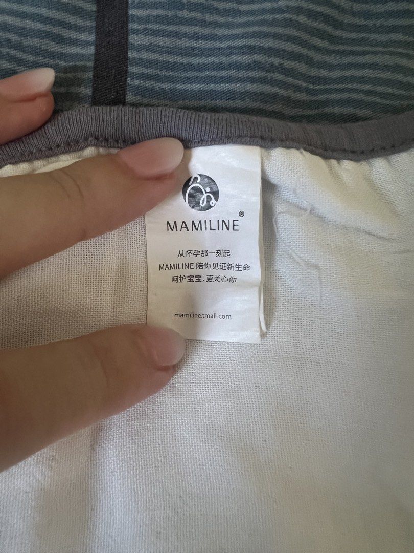 Mamiline Baby Face and Bath Cloth (Category: Bathtub & Bath Accessories) located in Manila. Submitted by lsqwin2026 (Listing ID 1436683672, Image 3). Description: Brand: Mamiline Item: Baby Face and Bath cloth Material: 48% organic cotton 52% fiber - Made from regenerated cellulose fiber and organic cotton. - Features a stylish gray border. - 'First Grade' quality. - Made in China. - Care Instructions: - Wash before first use. - Avoid prolonged s