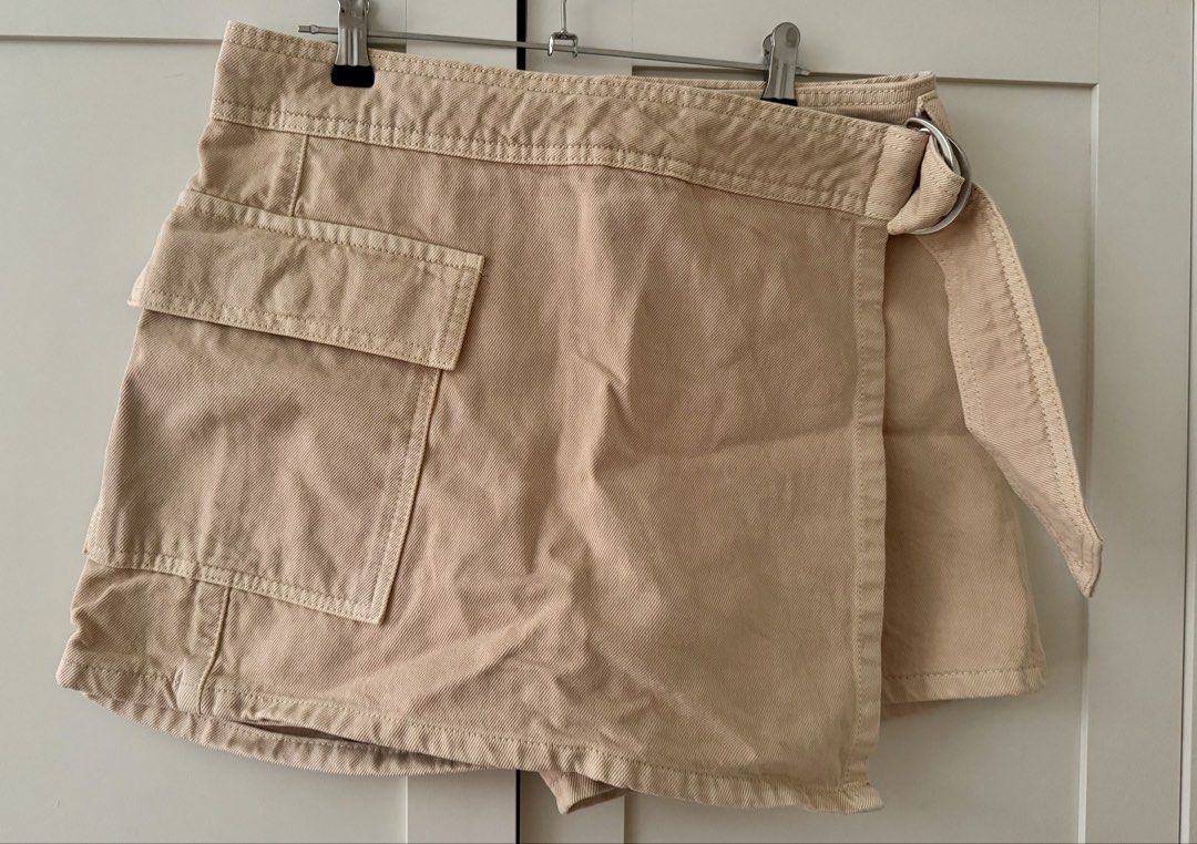 Mango Denim Skort (Category: Skirts) located in Taytay. Submitted by chie2022 (Listing ID 1436751033, Image 3). Description: Original Bought from Mango store Good as new Used twice only Mid waist 16 inches, laid flat (see photo) Size: Medium Color: Beige Color may slightly differ due to lighting.