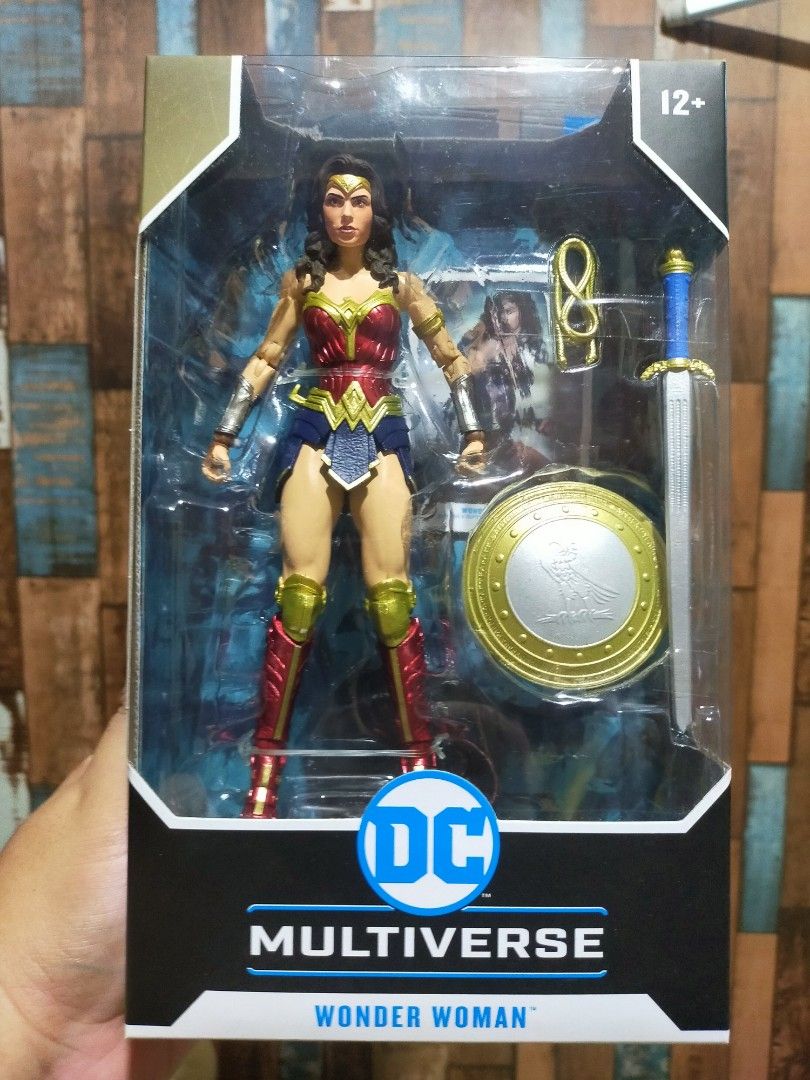McFarlane DC Multiverse Wonder Woman BVS (Category: Figurines & Statues) located in Sariaya. Submitted by sug0it0ys (Listing ID 1436732463, Image 1). Description: *Kindly read before messaging offers. Click on the ad to see full details. No Trades ❌ Pass on Low offers ❌ No Long Reservations ❌ ================= McFarlane DC Multiverse Wonder Woman BVS *SEALED ======= *Free shipping via LBC Payment Methods: 1. E-Wallets - door to door delivery - LB