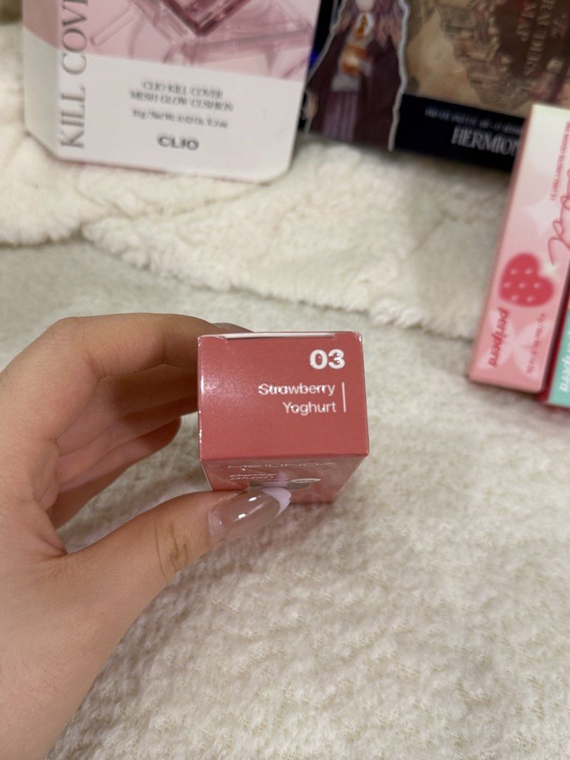 MEILINDA STRAWBERRY YOGHURT BLUSH (Category: Makeup) located in Manila. Submitted by ksywn (Listing ID 1436756064, Image 2). Description: BRAND NEW FROM THAILAND.