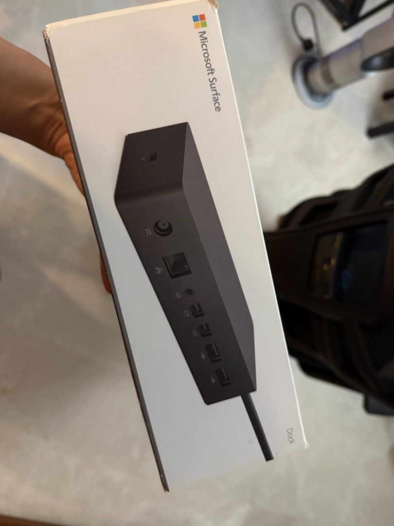 Microsoft Surface Dock 1448641140083271680