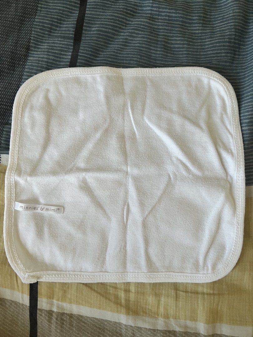 Minnies & Mimi Baby Face Towel (Category: Bathtub & Bath Accessories) located in Manila. Submitted by lsqwin2026 (Listing ID 1436683071, Image 2). Description: - Brand: Minnies & Mimi - Material: Pure cotton Quantity: 3 pcs - Stitched border - Brand tag included - Shape: Rectangular with rounded corners Price: 120 for 3 pcs.