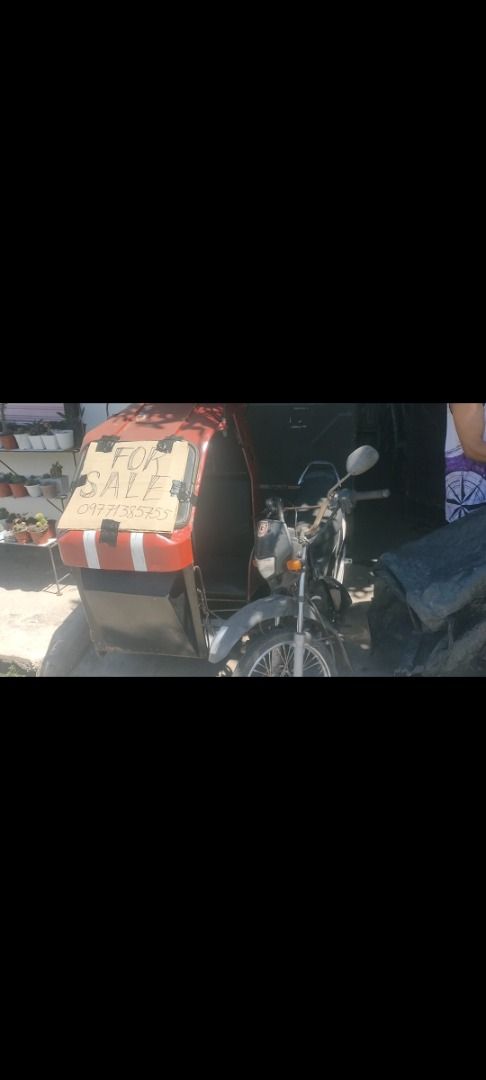Motorcycle with SIDECAR for Sale (Category: Motorbikes for Sale) located in Caloocan City. Submitted by tey4k (Listing ID 1436693728, Image 2). Description: Motorcycle with side car for sale. Features a red and white body with a black seat. Complete with documents... PRICE IS NEGOTIABLE PM FOR MORE INFO CAN SEND VIDEO/PICTURES.