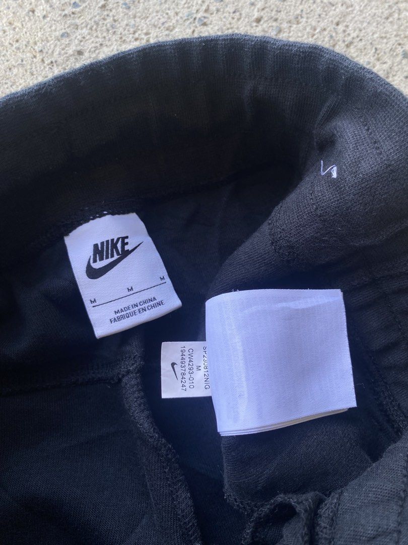 Nike Techfleece Pants (Category: Joggers) located in Rizal. Submitted by various.stuff (Listing ID 1436724787, Image 3). Description: Item: Nike Techfleece Pants Dimes: 27-34 x 36 Condition: Excellent Color rate: 9.5/10 Issue: need wash.