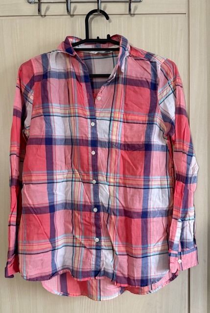 Old Navy Classic Plaid Shirt - Size S (Category: Tshirts & Polo Shirts ) located in Quezon City. Submitted by neth_746 (Listing ID 1436688192, Image 2). Description: - Old Navy classic plaid shirt - Size: S - Features: Button-down front, long sleeves, classic collar, single chest pocket - Colors: Red, blue, white - Made in Cambodia.