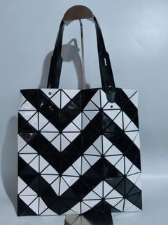 (Category: ) located in . Submitted by secondhand.shop.ph (Listing ID 1436699303, Image 1). Description: .