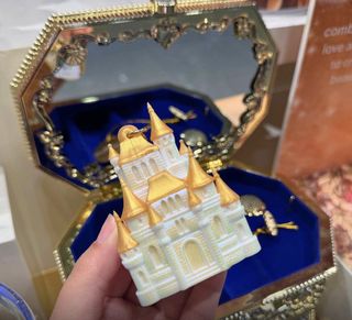(Category: ) located in . Submitted by cebuanababe (Listing ID 1436812435, Image 1). Description: .