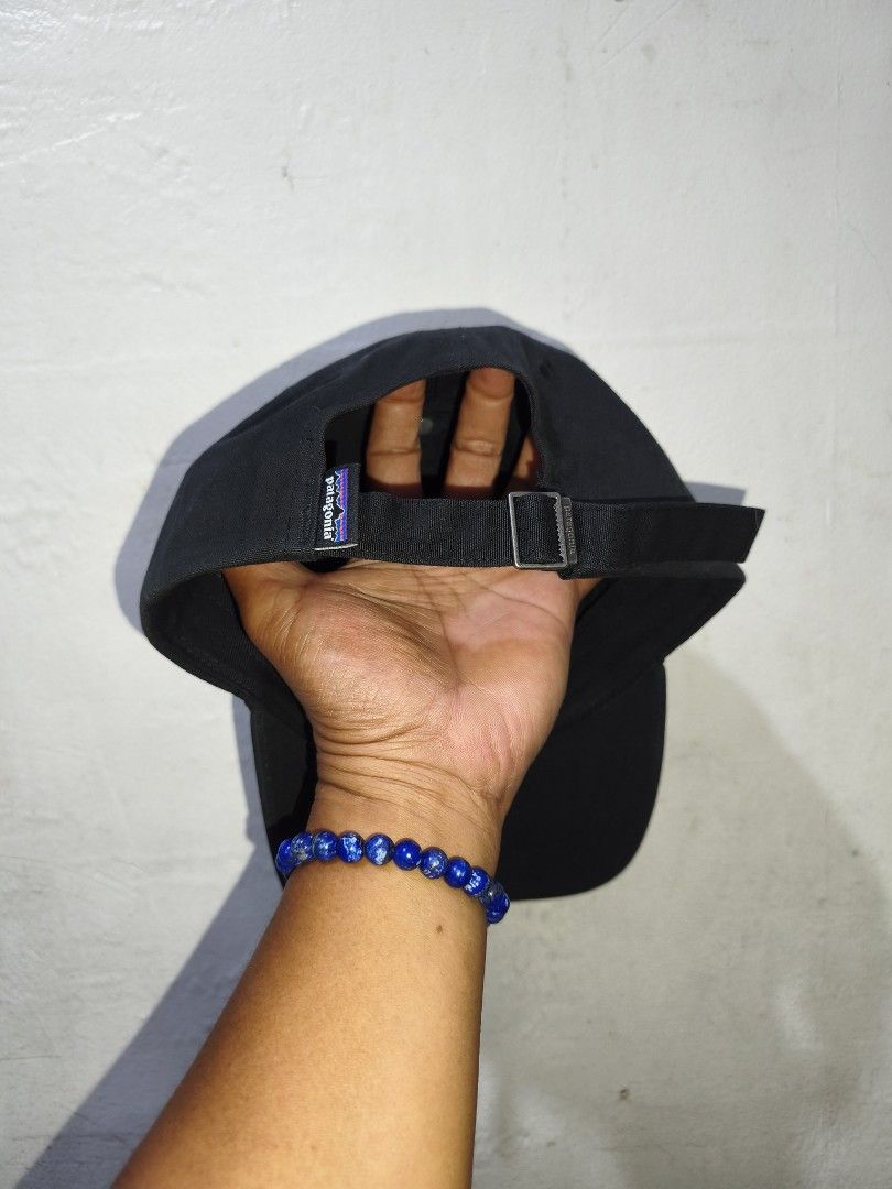 Patagonia Fitz Roy Scope Icon Cap (Category: Caps & Hats) located in Bulacan. Submitted by THA_D_THRIFT (Listing ID 1436789871, Image 2). Description: - Patagonia cap - Mountain logo - Adjustable strap FRESH FROM JAPAN SOURCE EXCELLENT CONDITION 800 + SF.