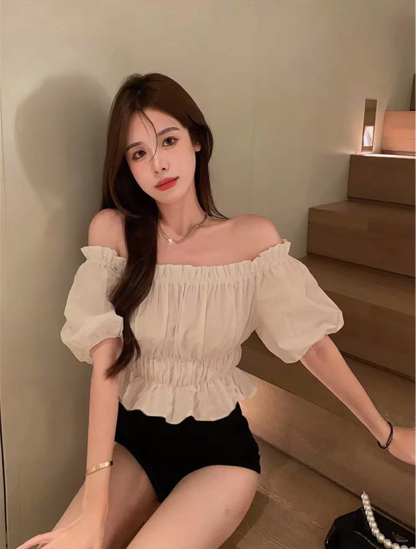 PLUS SIZE XL Off Shoulder Smocked Peplum Blouse Top Offshoulder Puff Sleeve Cream White Beige (Category: Blouses) located in San Mateo. Submitted by sellstuffs_mnl (Listing ID 1436712356, Image 1). Description: BRANDNEW.