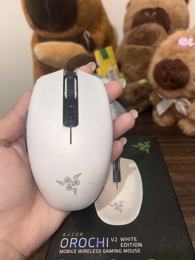 (PRELOVED) Razer Orochi V2 White Edition Wireless Gaming Mouse (Category: Mouse & Mousepads) located in Quezon City. Submitted by wisdomwithlove (Listing ID 1436791743, Image 1). Description: - no physical issues but has minimal stains - minsan nag ddouble click yung right click and yung scroll nag rreverse scroll for a split second !! mop: bank transfer or gcash only mod: lalamove, joyride, angkas express only!.