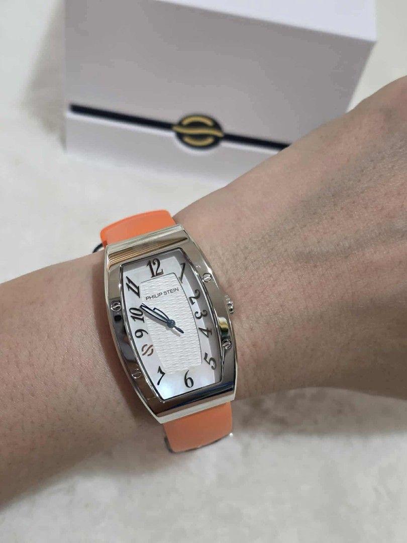 PS EVOLUTION MINI (Category: Luxury Watches) located in Angeles City. Submitted by truehawk_95a40c (Listing ID 1436681074, Image 2). Description: BRANDNEW ORIGINAL ON HAND PINAS COMPLETE INCLUSION.. Pm me.