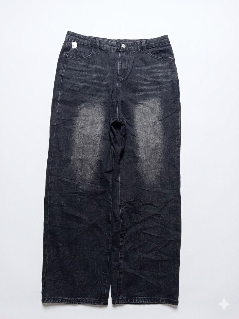 Raw black denim pants (Category: Jeans) located in Tigaon. Submitted by partidothrift_v2 (Listing ID 1436761325, Image 1). Description: .