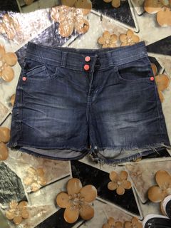 (Category: ) located in . Submitted by blufinds (Listing ID 1436825711, Image 1). Description: .