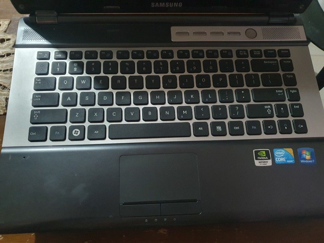 Samsung Laptop - Used448404333444485123