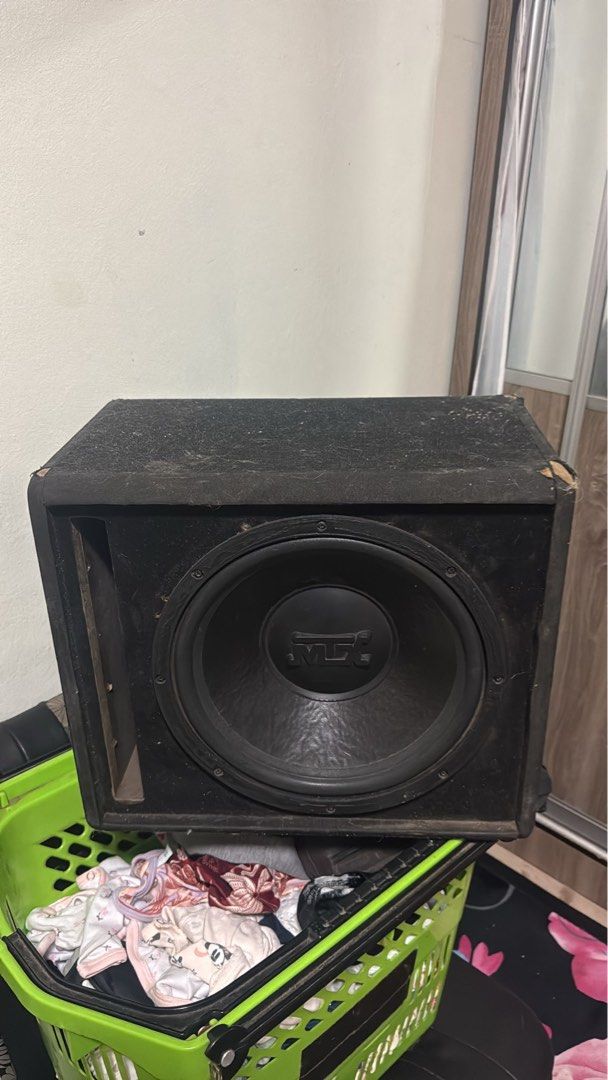 Selling subwoofer with box
