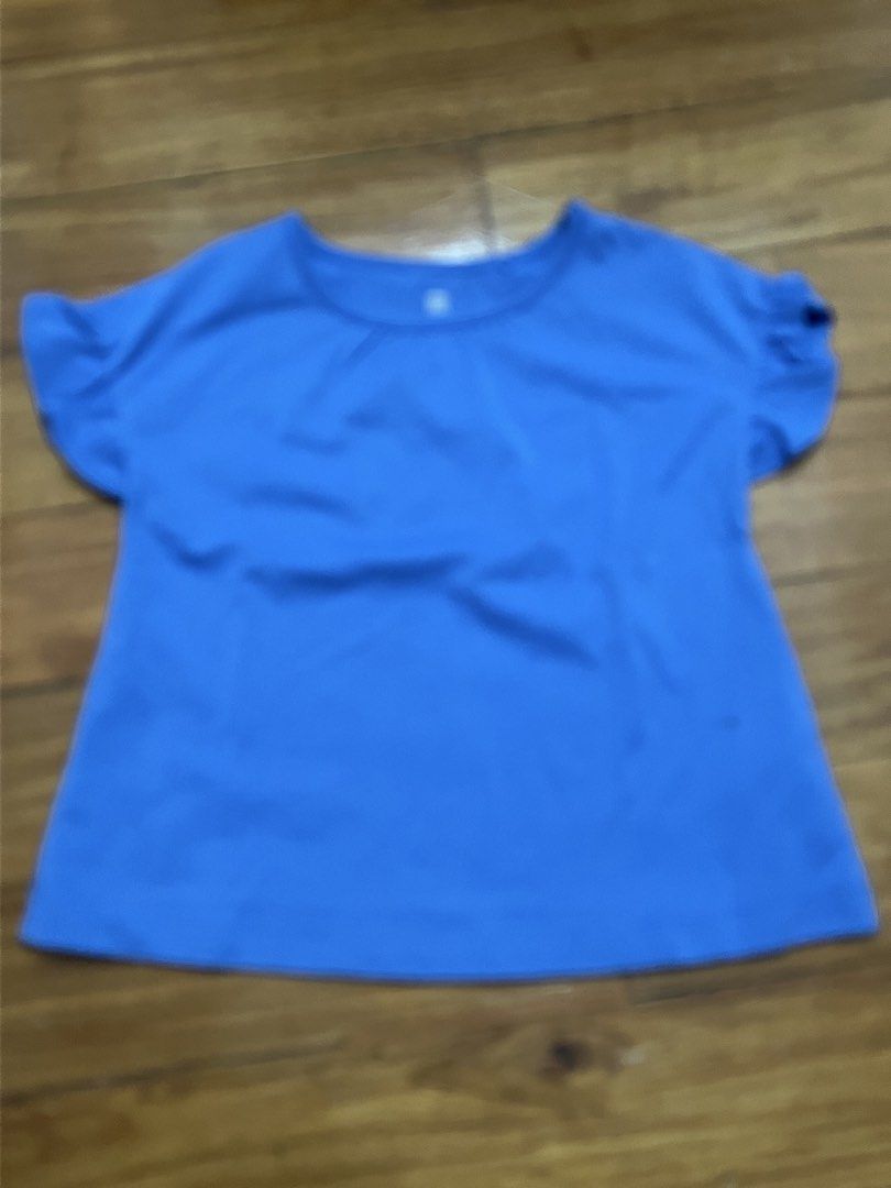 Set girls uniqlo top (Category: Babies & Kids Fashion) located in Antipolo. Submitted by purplegirl123 (Listing ID 1436802825, Image 3). Description: Please see photos more stains All size 110 Actual color may vary from photo Mop - bdo bpi or gcash No cod No meet up No rush pick up Loc - lower antipolo or greenhills sometimes Via grab or lalamove Or via j&t Sf - c/o buyer.