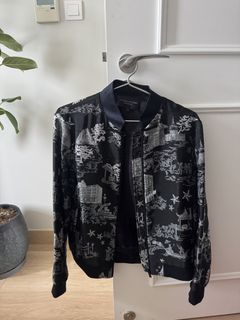 （分類：）位於 。 由 restyle.it 提交（商品編號 1436685893，圖片 1）。簡介： 。