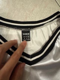 (Category: ) located in . Submitted by Charcat.Closet (Listing ID 1436774792, Image 1). Description: .