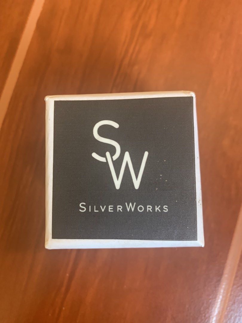 Silverworks Mai Black Onyx Squarecut silver stud earrings (Category: Other Accessories) located in Antipolo. Submitted by TheOne21 (Listing ID 1436686613, Image 2). Description: .