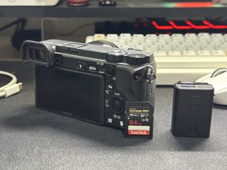 （分類：）位於 。 由 chanhei000 提交（商品編號 1436772422，圖片 1）。簡介： 。