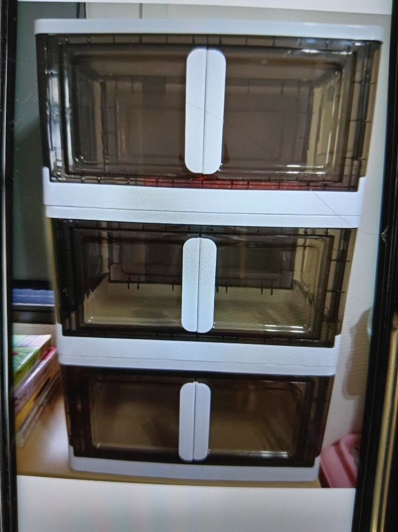 Stackable Storage Box with 3 Compartments448473208288727040