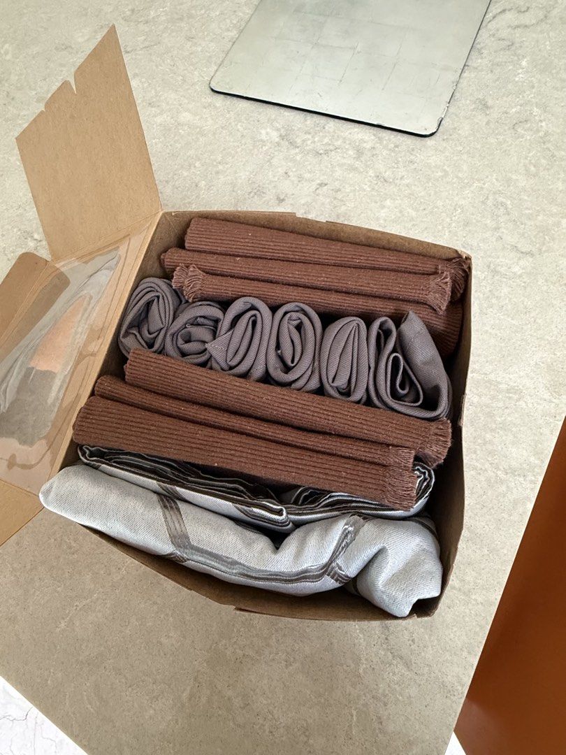 Table Runner and Napkins Set - New448236007154012161