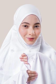 (Category: ) located in . Submitted by atikahddn (Listing ID 1436763171, Image 1). Description: .