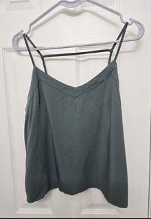 (Category: ) located in . Submitted by mvycloset (Listing ID 1436825784, Image 1). Description: .