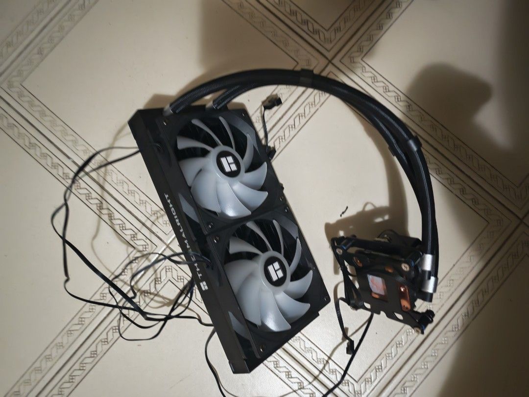 Thermaltake TH240 ARGB Sync CPU Liquid Cooler448848066731714562