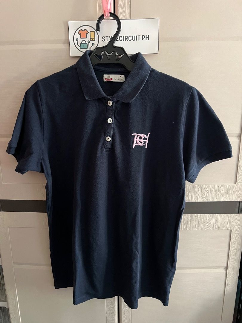 Bench Polo Shirt for Women - BP01 (Category: Shirts) located in Quezon City. Submitted by stylecircuitph.js22 (Listing ID 1436777926, Image 1). Description: ONLY 100 PESOS EACH😍 Direct Message per item ▶️Sizes: From L - XL ▶️Location: Crame, Quezon City ▶️MOP: GCash, Maya ▶️Courier: Lalamove, Jnt, or LBC All items are pre-owned, so please manage your expectations accordingly 💟.