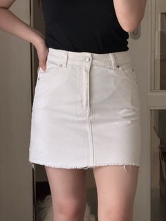 (Category: ) located in . Submitted by curator.noona (Listing ID 1436672305, Image 1). Description: .