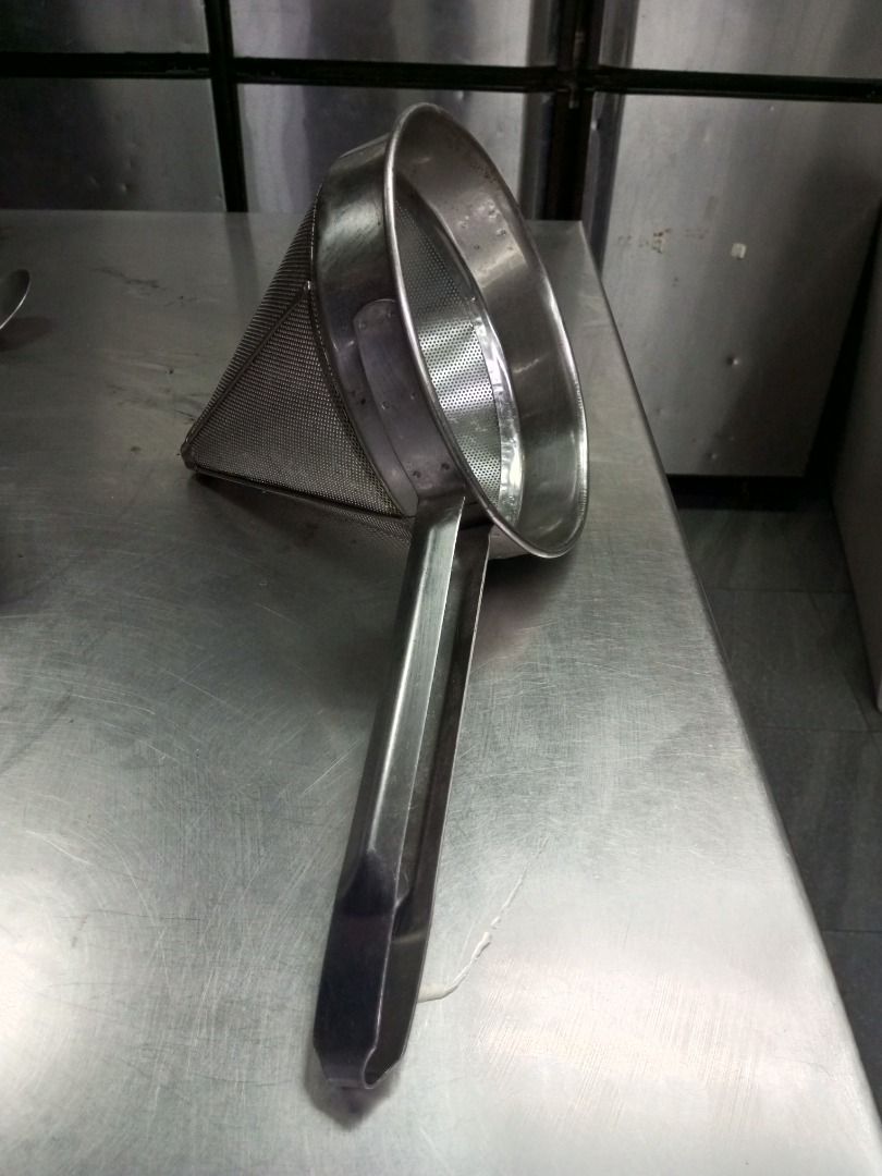 Triangular Stainless Strainer (Category: Cookware & Accessories) located in Quezon City. Submitted by foxsquaredeals (Listing ID 1436704408, Image 1). Description: 9" 1pc available RFS: Used from previous business Own pick up/SF shouldered by buyer. MOP: Cash upon pick up, BDO, BPI or Chinabank.