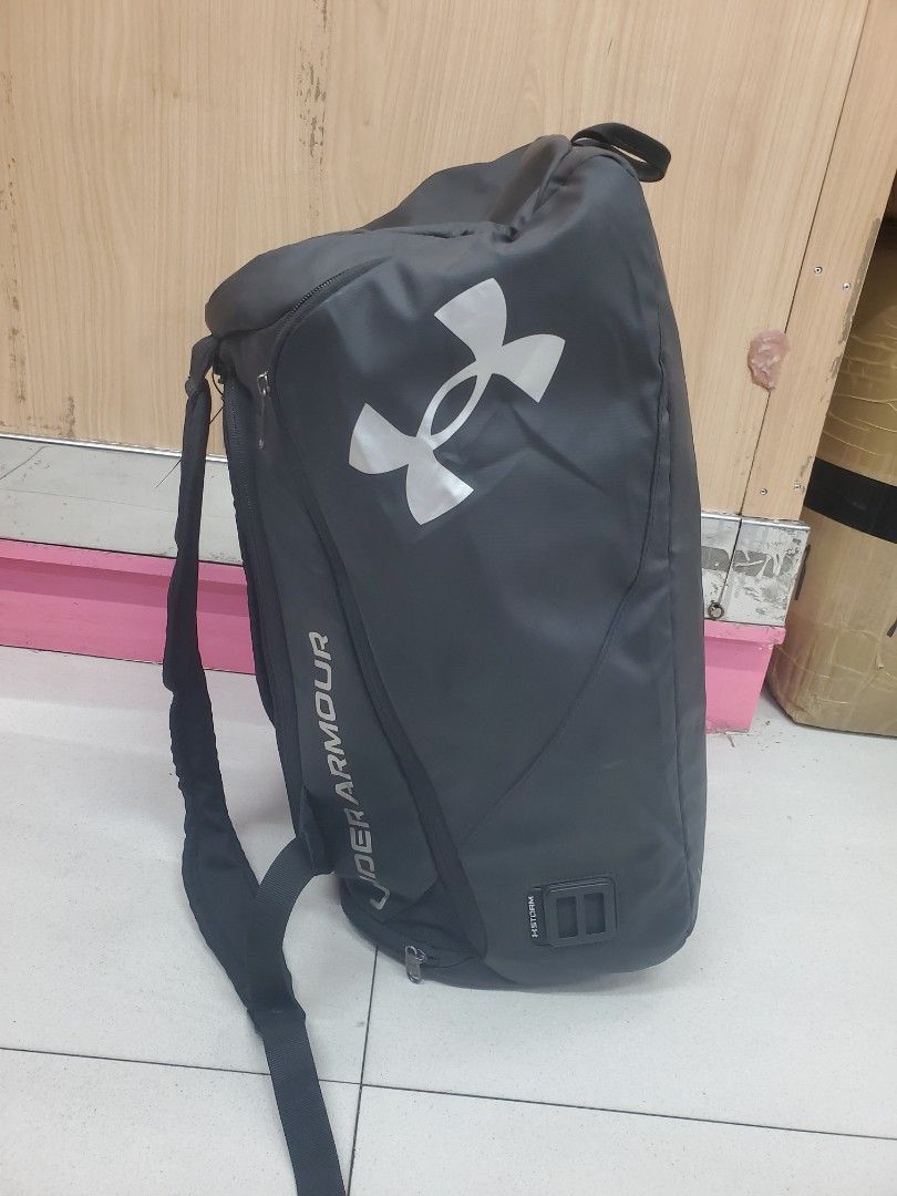 Under armour storm (Category: Backpacks) located in Manila. Submitted by johnmichae02480 (Listing ID 1436805373, Image 1). Description: under armour like new 2500.