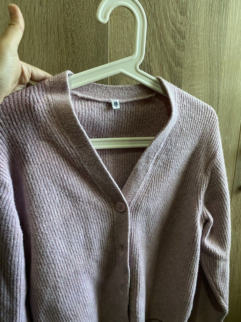 Uniqlo Lavender Cardigan (Category: Coats, Jackets and Outerwear) located in Lapu Lapu. Submitted by rcelp (Listing ID 1436785776, Image 2). Description: .