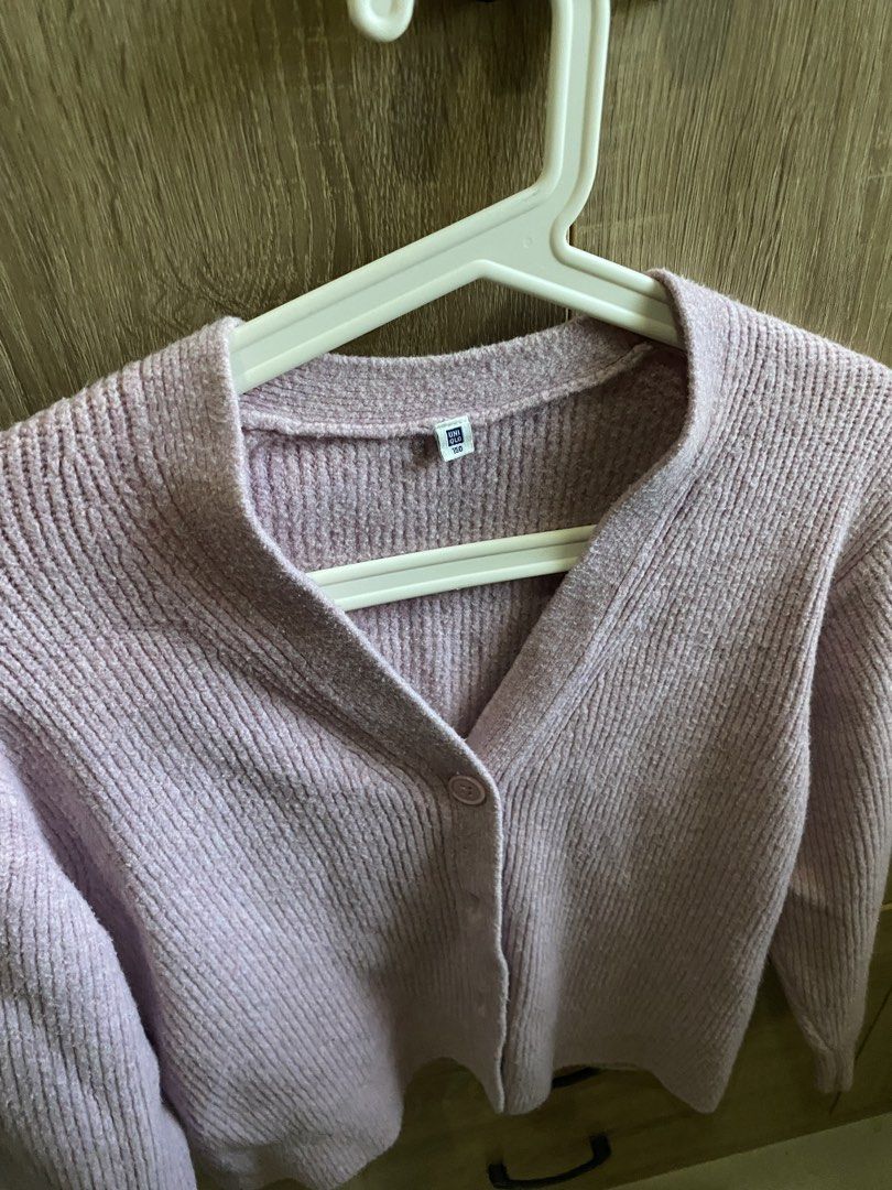 Uniqlo Lavender Cardigan (Category: Coats, Jackets and Outerwear) located in Lapu Lapu. Submitted by rcelp (Listing ID 1436785776, Image 3). Description: .