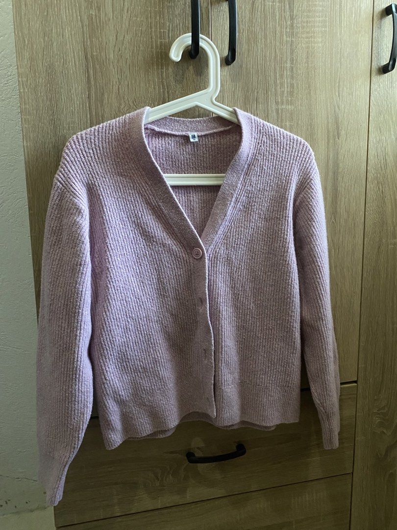 Uniqlo Lavender Cardigan (Category: Coats, Jackets and Outerwear) located in Lapu Lapu. Submitted by rcelp (Listing ID 1436785776, Image 1). Description: .