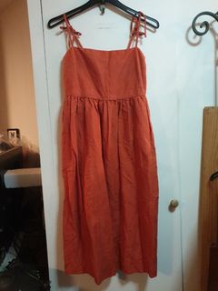 Uniqlo Green Linen Blend Volume Sleeve Shirring Dress, Women's Fashion,  Dresses & Sets, Dresses on Carousell