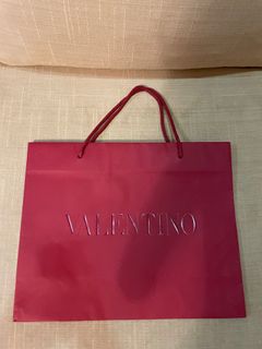 (Category: ) located in . Submitted by kiki_closet168 (Listing ID 1436796531, Image 1). Description: .