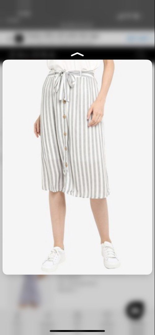 Vero moda skirt (Category: Skirts) located in Manila. Submitted by lene24 (Listing ID 1436674700, Image 3). Description: Vero Moda Skirt.
