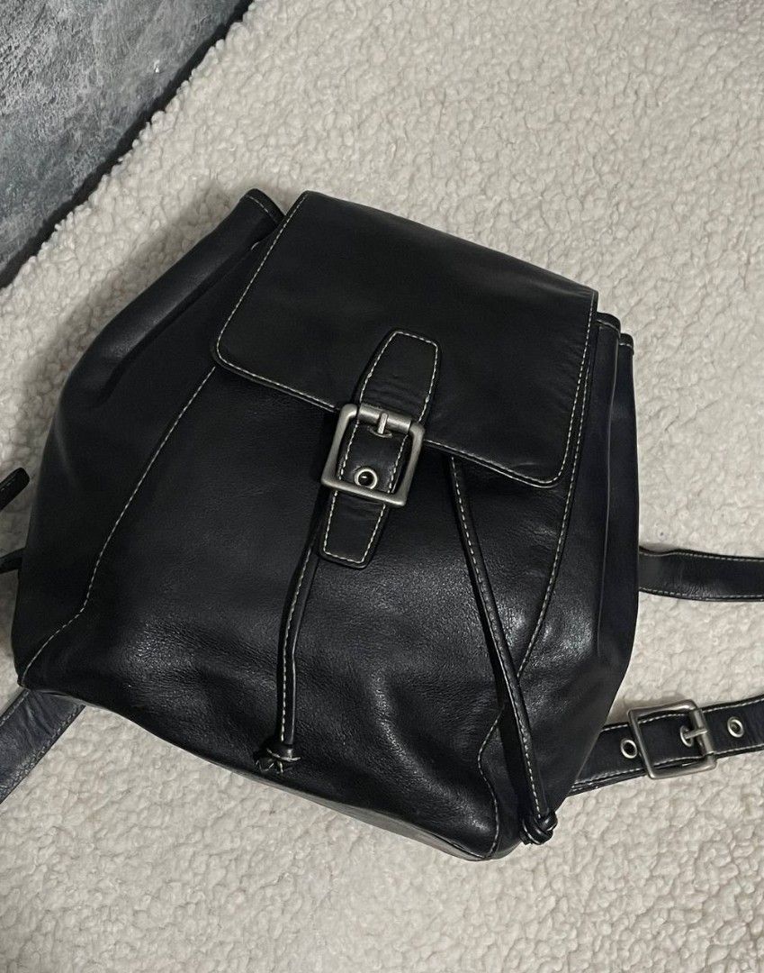 Vintage Coach Legacy Drawstring Mini Backpack (Category: Backpacks) located in Bulacan. Submitted by bagzandboujee_ (Listing ID 1436739107, Image 2). Description: All details already posted 💓 what you see is what you get Dm for sure buyers only❣️ replies are limited. If interested kindly make an offer to purchase 💌.