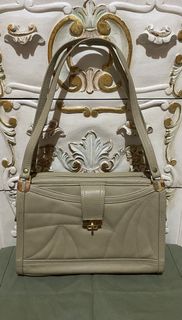 (Category: ) located in . Submitted by herbertvintageshop (Listing ID 1436685944, Image 1). Description: .