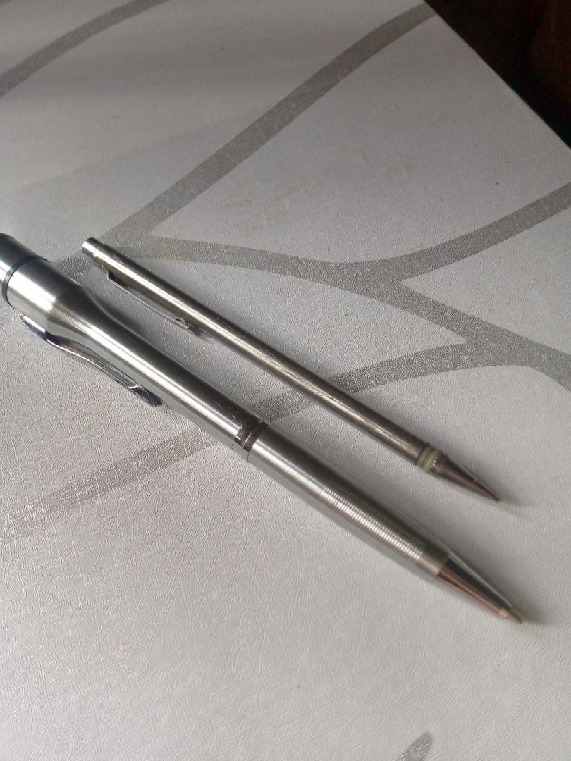 Vintage pen with stamp&mechanical pencil (Category: Stationery & School Supplies) located in Imus. Submitted by chadrich_05 (Listing ID 1436682039, Image 1). Description: Vintage pen with name stamp Mechanical pencil.