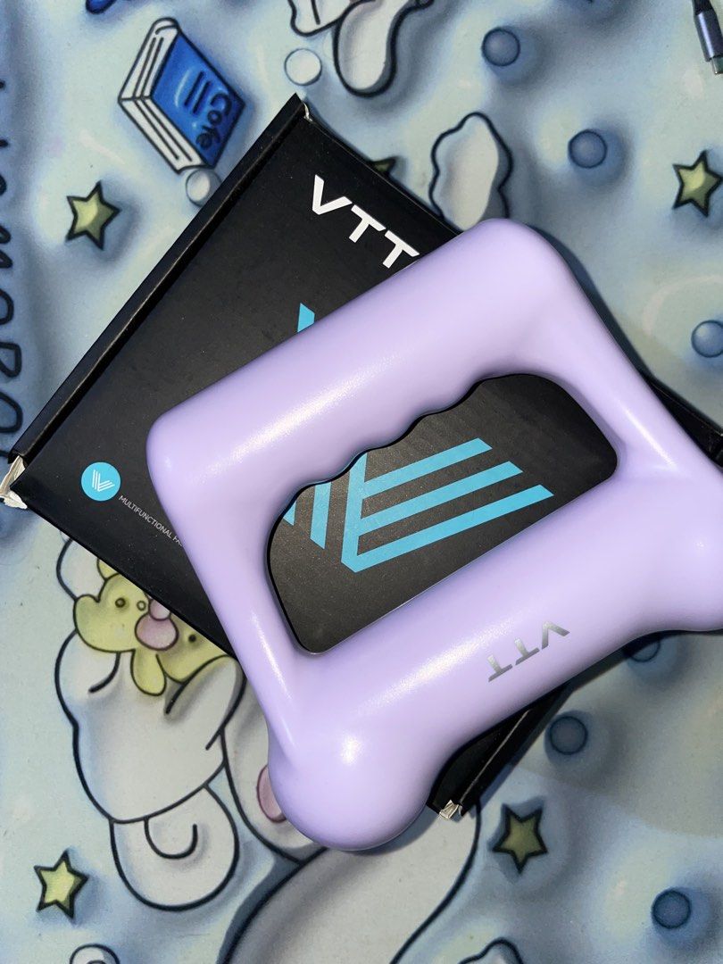 VTT belt (Category: Cardio & Fitness Machines) located in Plaridel. Submitted by julien_stuff (Listing ID 1436789554, Image 1). Description: Complete set with box, strap and cord charger Original price at 1,300Php.