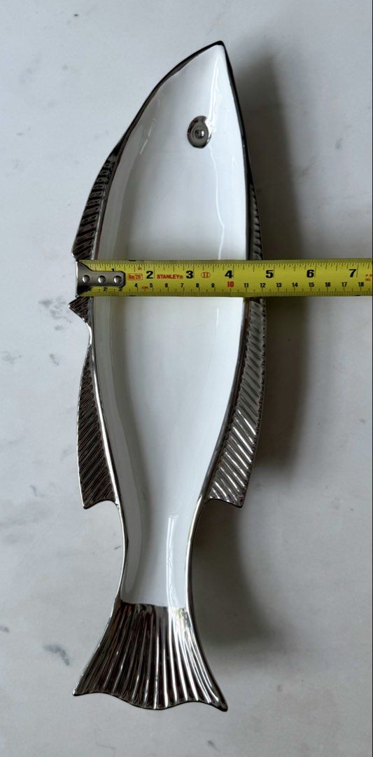 White and Silver Fish Shaped Ceramic Serving Dish448717062648647683