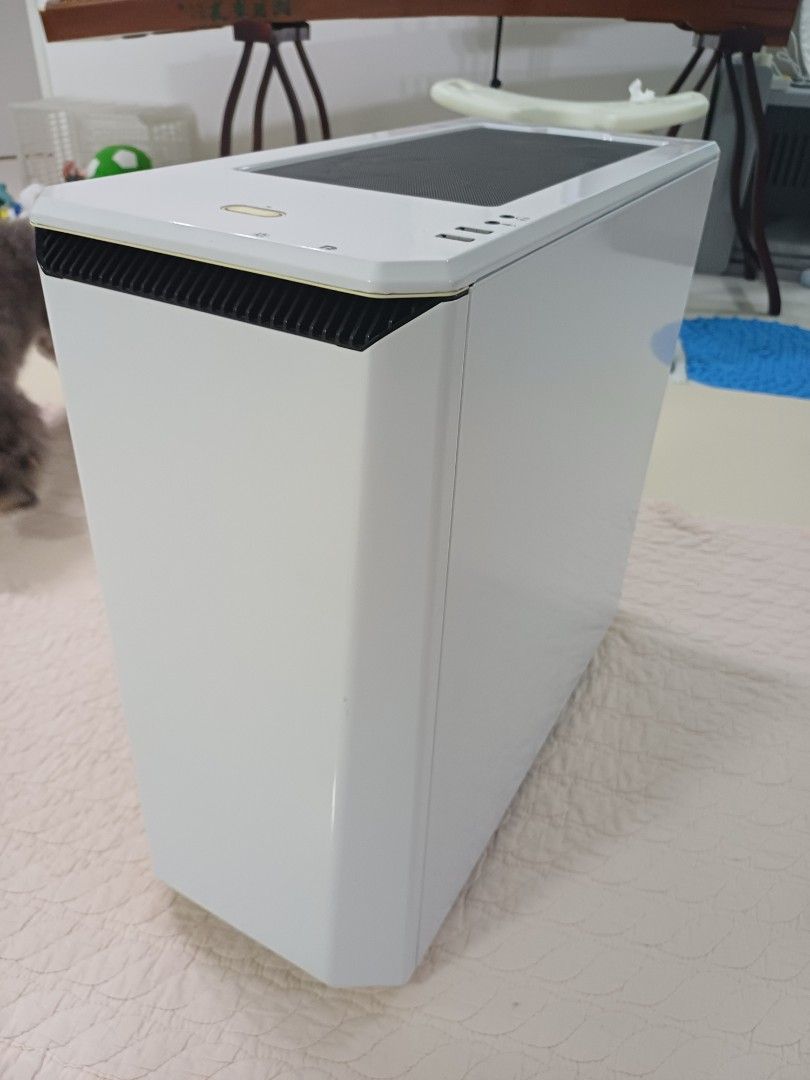 White Desktop PC - Zotac Graphics Card448530157719398400